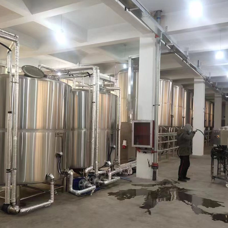 策勒精酿啤酒设备
